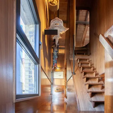 Vis A Vis Semesterbostad